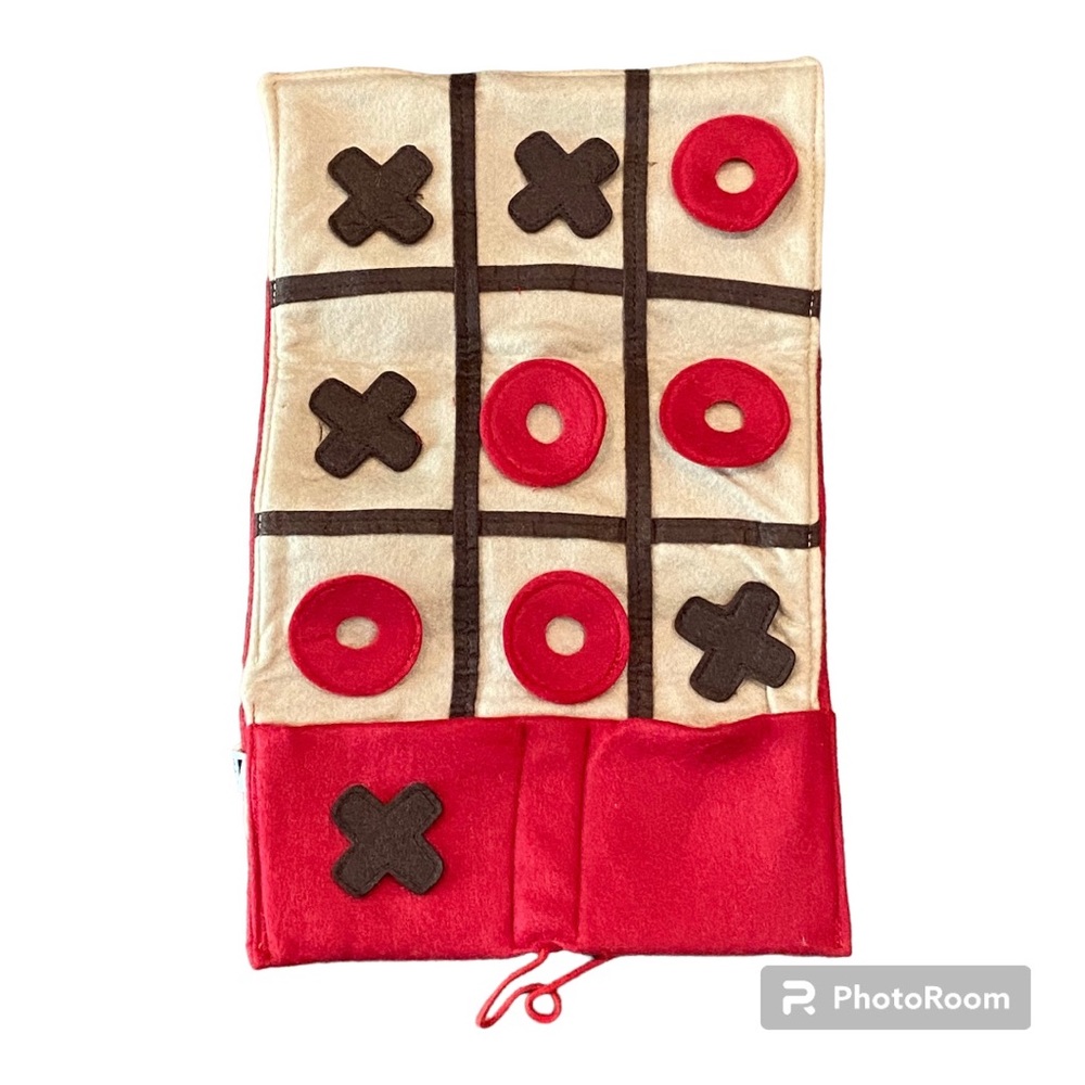 Wells Fargo Felt Tic Tac Toe Portable Game